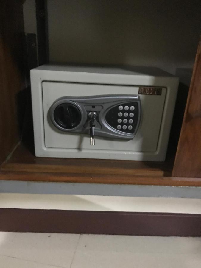 Bc ゲストハウス バンランプー バンコク都 エクステリア 写真